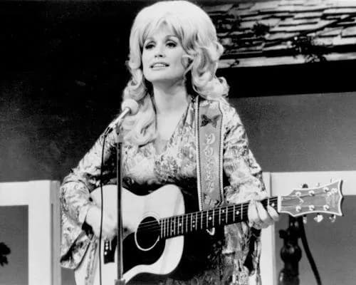From Jolene to Islands in the Stream: Dolly Parton’s 10 best recordings cover image